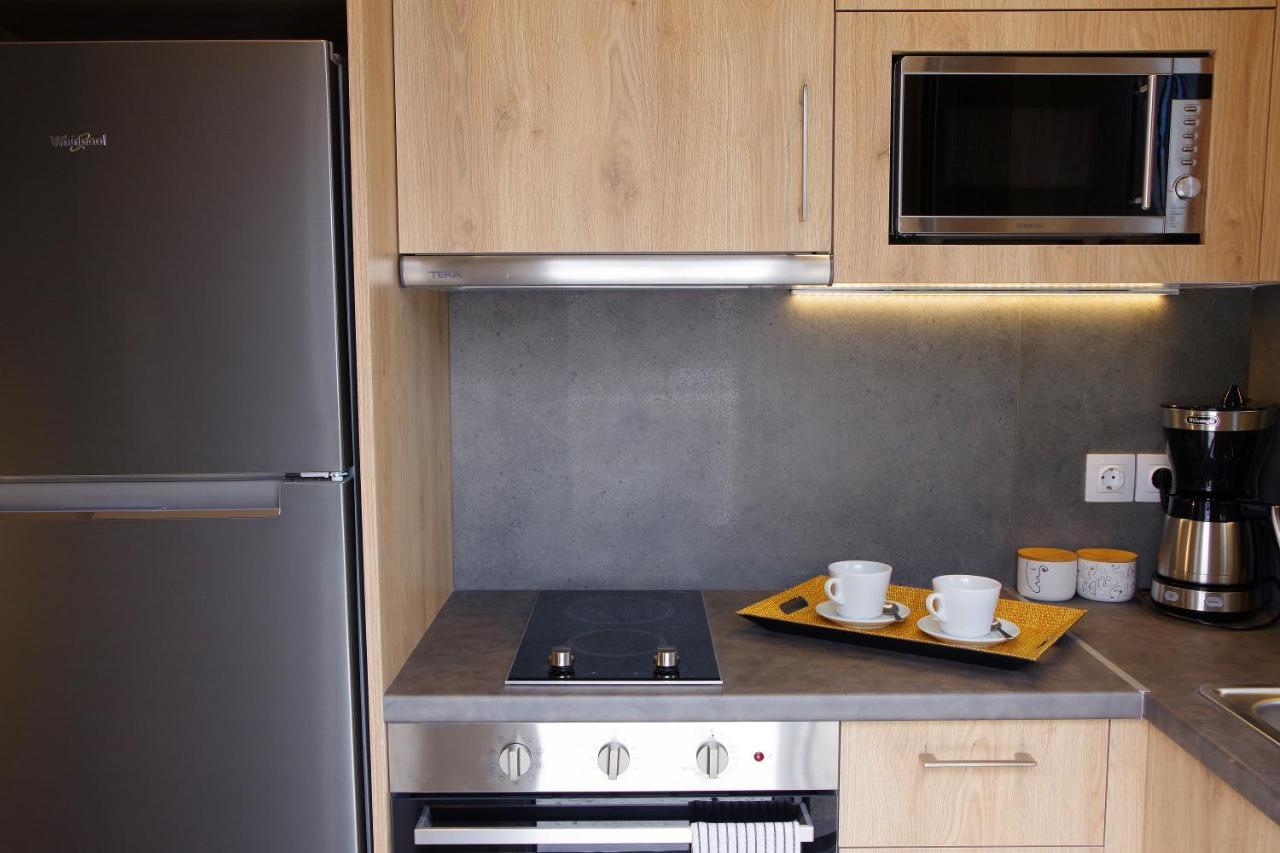 Absolute Athens XIV View Apartment Екстериор снимка